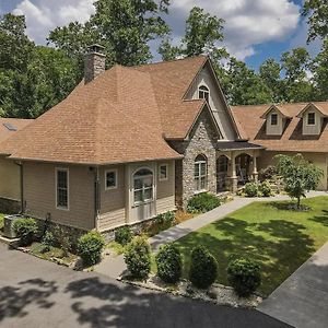 Escape To The Estate At Mill Creek Luxury 5Bed With Private Pool Hot Tub Game Room Fire Pit